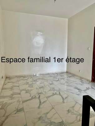 Villa R+2 TF à vendre à Kounoune dans une cité fermée image 9