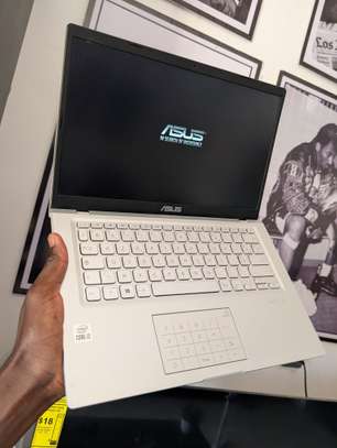 Asus i3 10th gen SSD 512gb / 8gb ram image 3