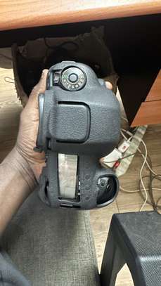 canon mark 4 image 4