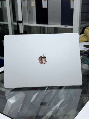 MacBook Air 2025 M4 | 1To ssd | 24go ram image 4