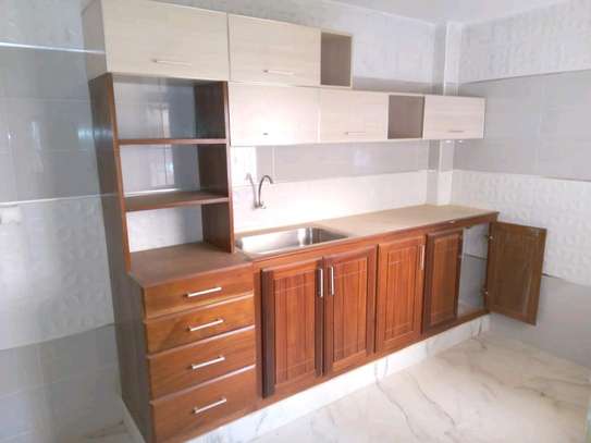 IMMEUBLE 🏢 NEUF R+4 A LOUER NGOR ALMADIE image 6