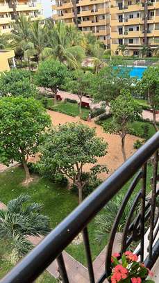 Appartement balcon vue jardin piscine résidence sécurisée image 1