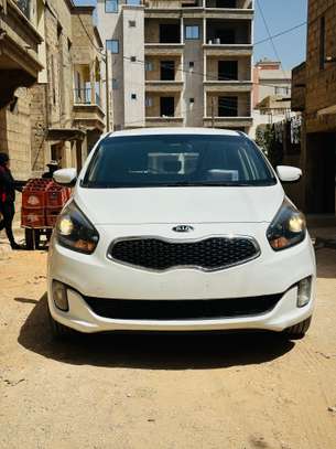 Kia Rondo 2016 image 1