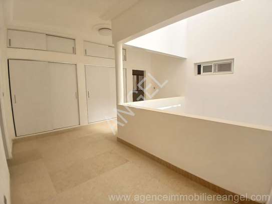 Ref_1761_GL Villa à louer aux almadies R+1 image 2