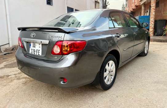 Toyota corolla image 10