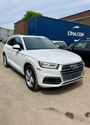AUDI Q5 TFSI QUATTRO 2018 image 1