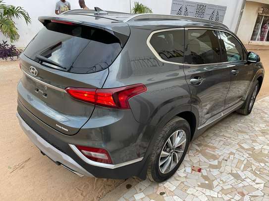 Hyundai Santa Fe 2020 image 3