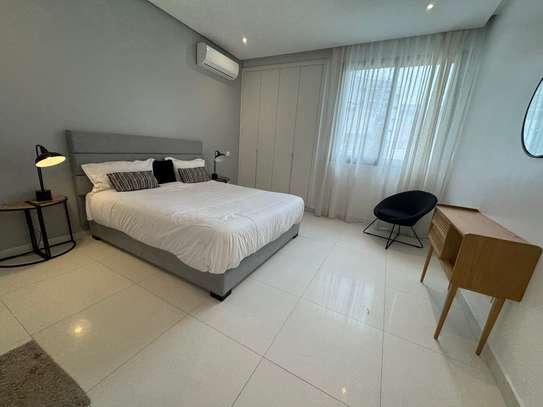 Apparemment meublé à louer aux points e image 12