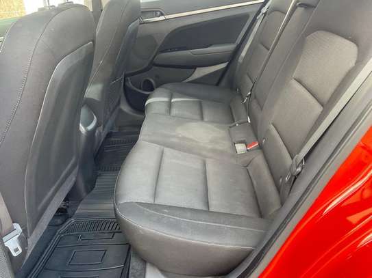 Hyundai Elantra 2017 image 8