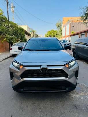 Toyota Rav 4 2021 image 1