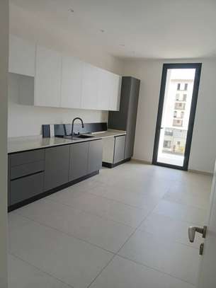 Appartement vue sur la Rte du King Fahd image 13