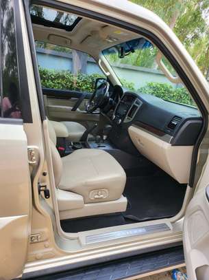 Pajero 3.8 GLS FULL OPTION image 7