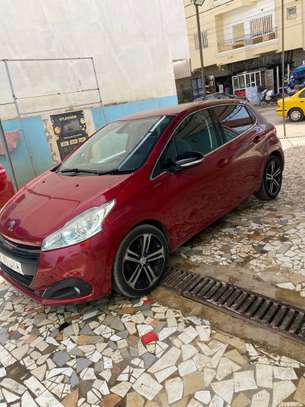 PEUGEOT 208 GTLINE image 2