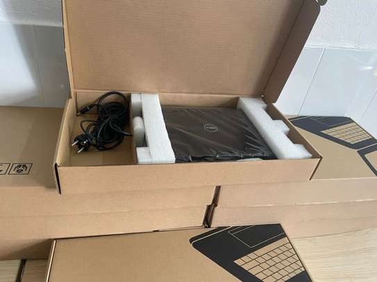 Dell ordinateur portable neuf emballage d'origine image 3