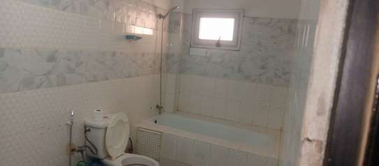 BUREAUX 4 PIECES À LOUER 2 VOIES SACRÉ COEUR JVC image 9