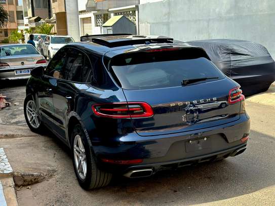 Porsche Macan 2017 image 1