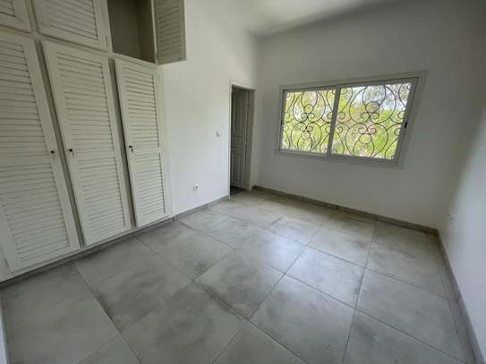 Loft /villa à louer aux Almadies image 4