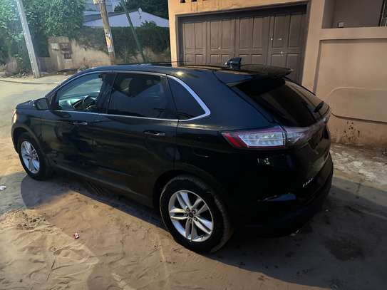 Ford edge SEL image 6