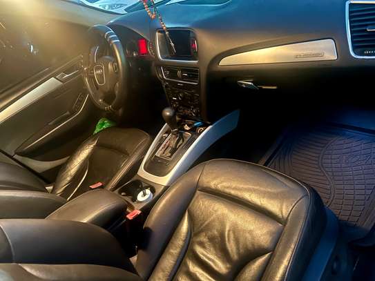 Audi Q5 2011 image 4