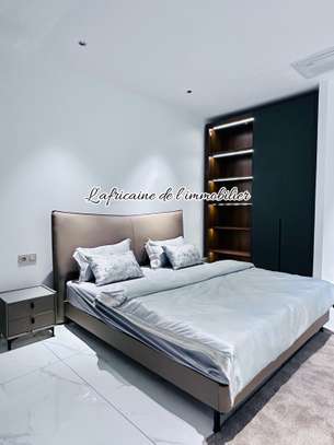 À Vendre – Appartement Duplex F4 de 290m2 ,aux Almadies image 11