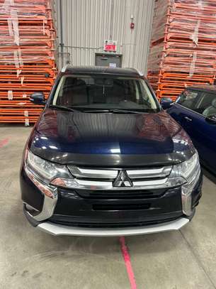Mitsubishi outlander à louer image 3