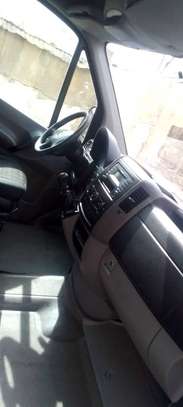 Mercedes Benz sprinter image 4