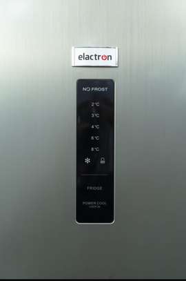 REFRIGERATEUR ELACTRON PORTES NOFROST AVEC FONTAINE GRIS image 3