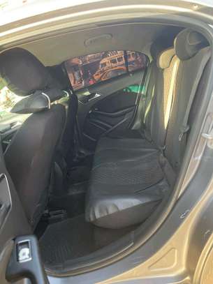 Mercedes Benz 200C image 12