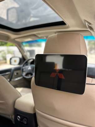 Mitsubishi Pajero 2018 image 9