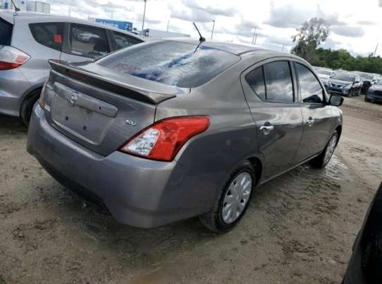 Nissan versa S 2017 1.6l image 3