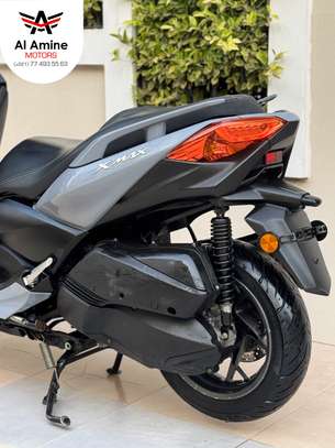 Yamaha Xmax 300 (Let’s Go) image 3