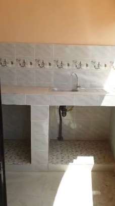 Appartement neuf à louer 2e étage RUFISQUE OUEST image 4