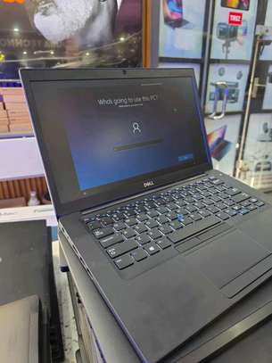 Dell latitude Latitude 7490 image 6