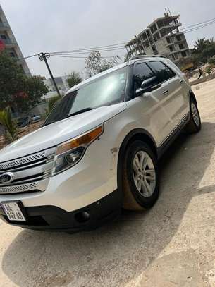 Ford Explorer 7 place image 1