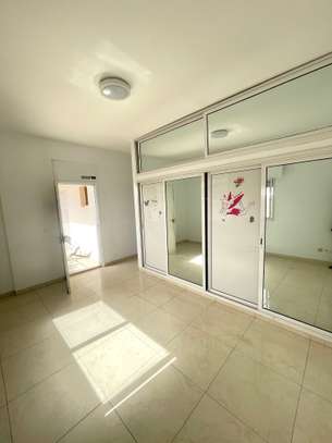 Magnifique appartement F4 à louer image 3