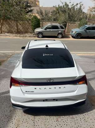 HYUNDAI ELANTRA LIMITED 2024 image 4
