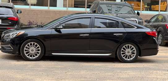 Huyndia Sonata 2015 image 4