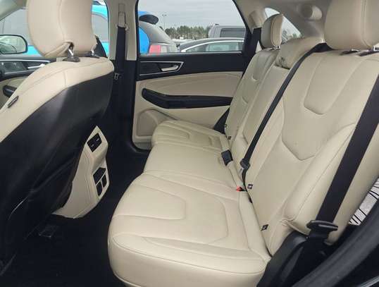 FORD EDGE TITANIUM image 5