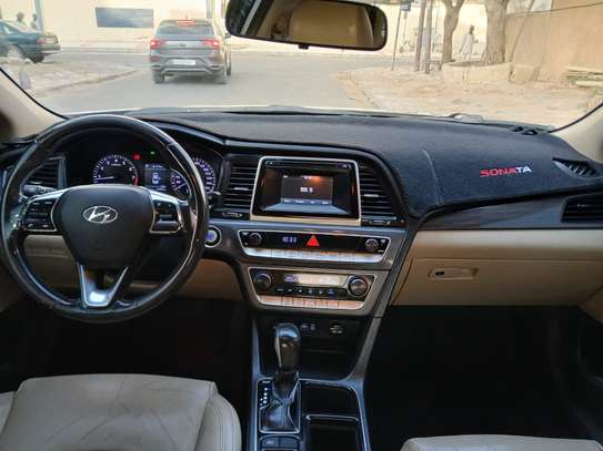 Hyundai sonata 2018 automatique essence image 4