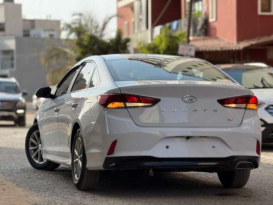 HYUNDAI SONATA 2018 image 6