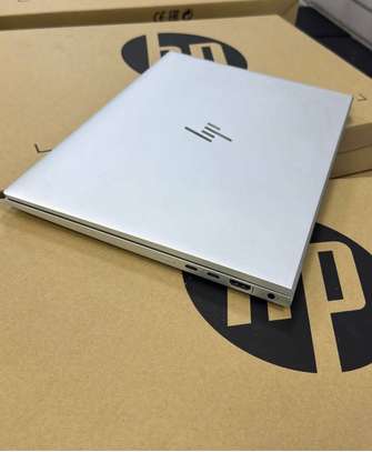 Hp EliteBook 840 G6 8Th Gen image 2