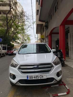 Location Ford Escape 2018 image 1