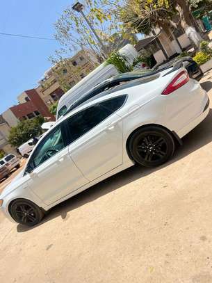 Ford Fusion SE image 12