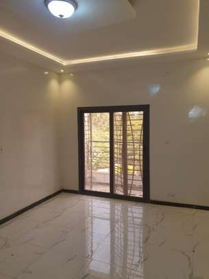 A louer, 3 chambres salon, Maristes, Appartement image 3