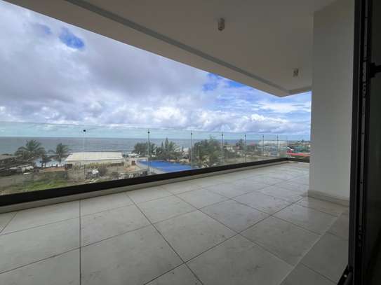 CHIC APPARTEMENT SUR LA CORNICHE image 1
