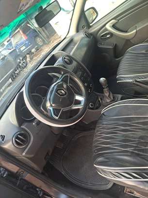 renault duster 2017 image 6