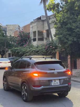 Hyundai Tucson  1.6  Année 2016 image 11