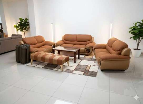 Canape 7 places + 1 tape à bon état image 5