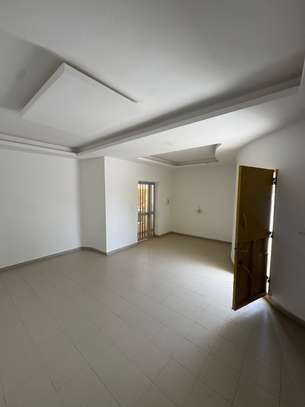 VILLA R+1 A LOUER COMMERCIAL image 4