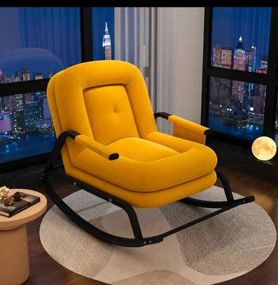 fauteuil à bascule moderne et ultra-confortable image 6